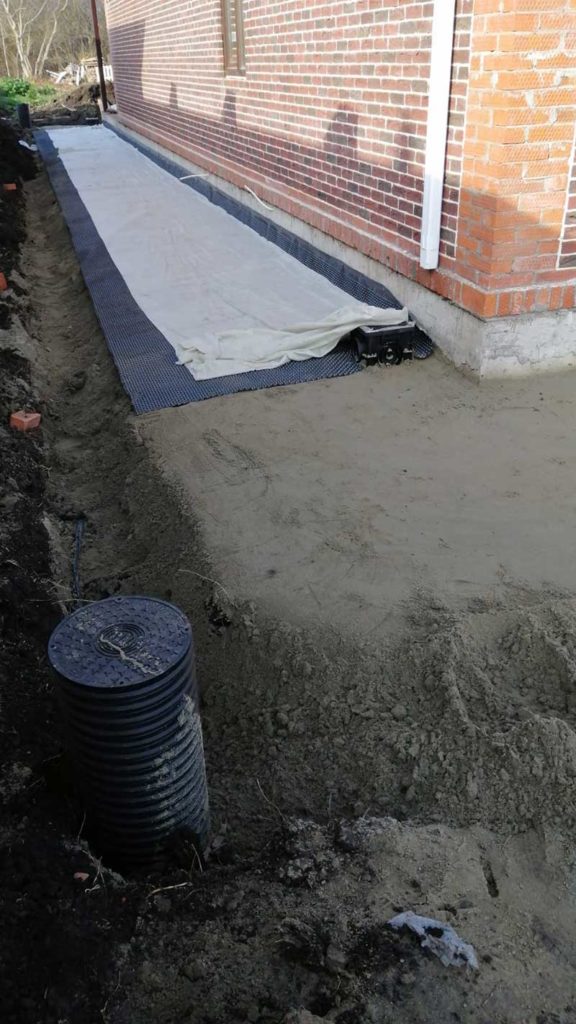 1694158282813